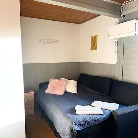 Apartmán Vanhan Puutalon Tunnelmaa - Laehellae Keskustaa
